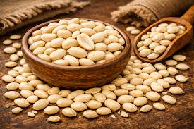خرید عمده بادام زمینی یک آجیل زمستانی
