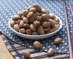 قیمت بادام زمینی سنجابک عالی و خشمزه 1405